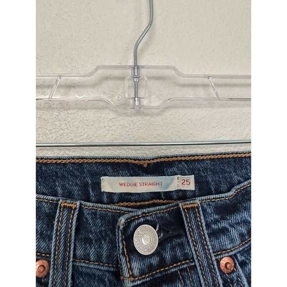 Levi's Wedgie Straight Button Fly Medium Wash Blue Jeans High Rise Women's 25 - Picture 3 of 10